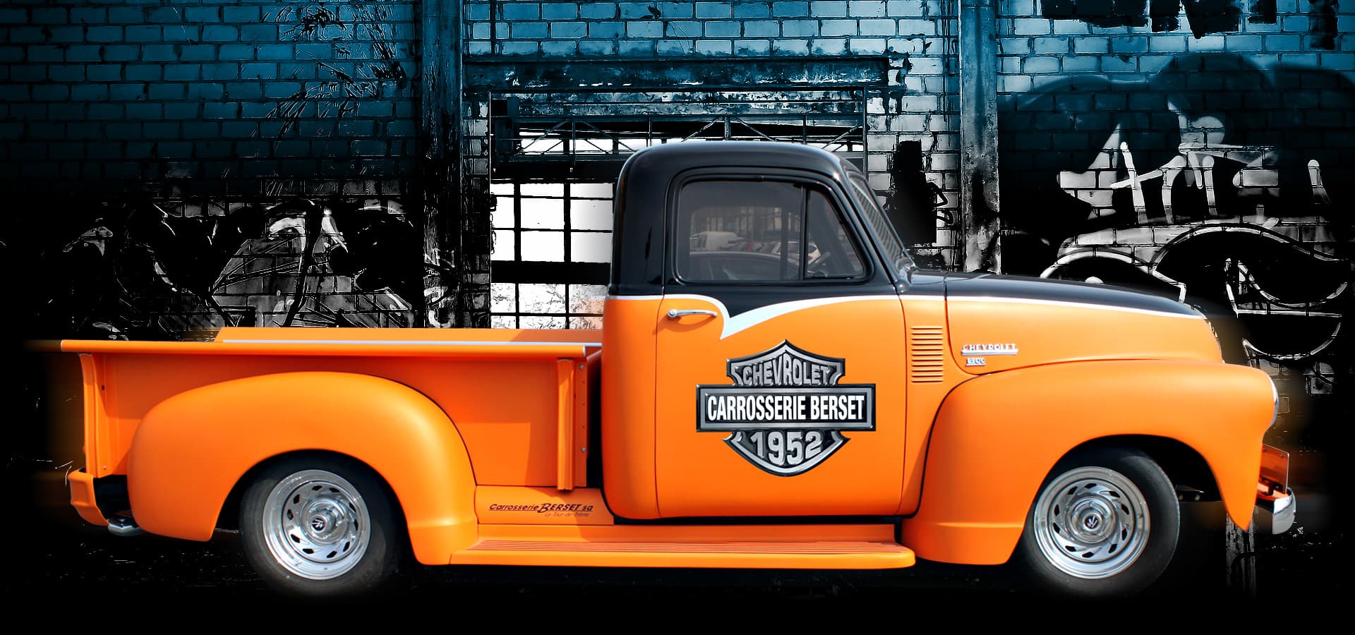 Le Chevrolet 3100 de 1952 aux couleurs de la Carrosserie Berset